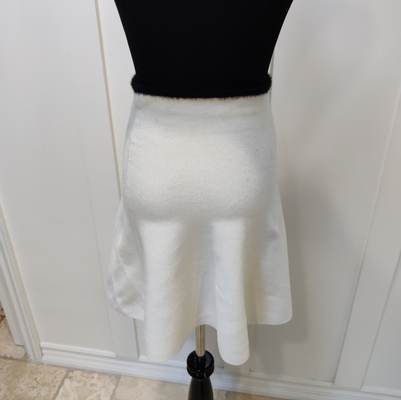 Zara Knit Skirt - Medium - Picture 6 of 9